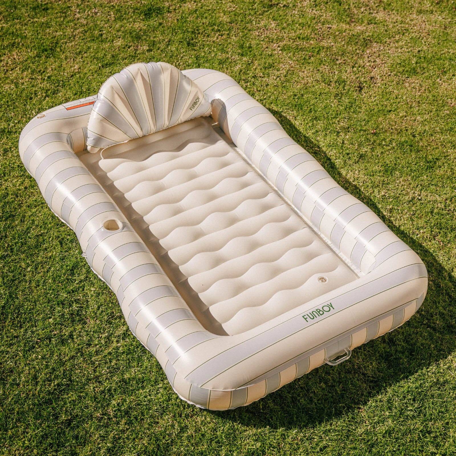 Tanning Pool Lounger FUNBOY