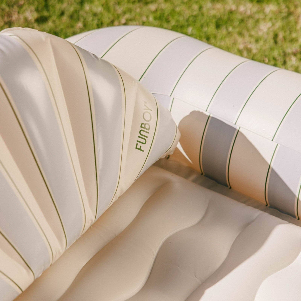 Tanning Pool Lounger FUNBOY