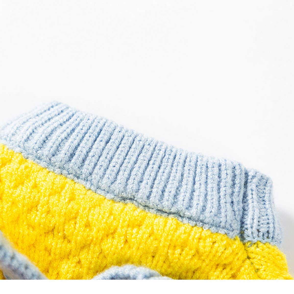 Autumn Winter Pineapple Dog Sweater_CWMM12082 PAWPAWwholesale