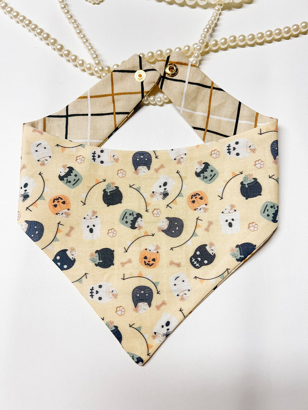 Halloween Snap-On Reversible Dog Bandana, Curved Neck StellaLoo