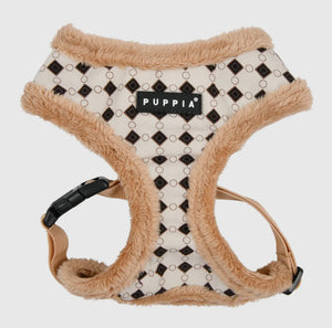 Jace Dog Harness Over-The-Head Diamond Pattern with a Smart Tag